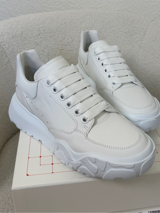 Alexander McQueen Shoes - Alexander McQueen All-White Chunky Leather Sneakers 39